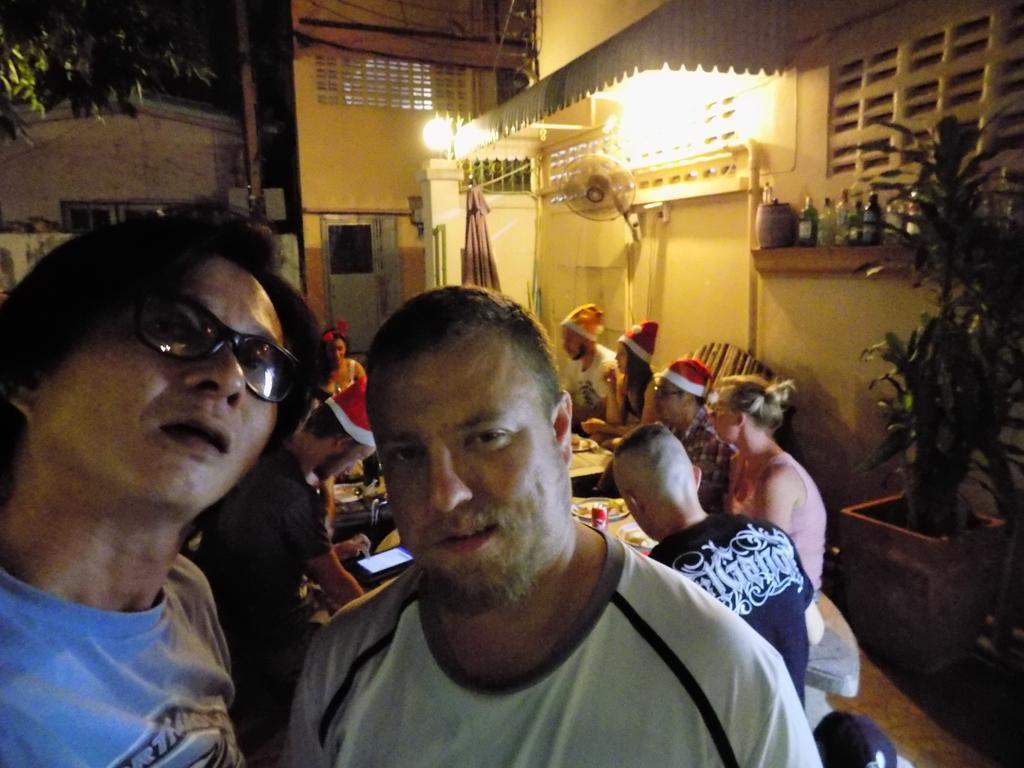 The Oasis Hostel (Adults Only) Банкок Екстериор снимка